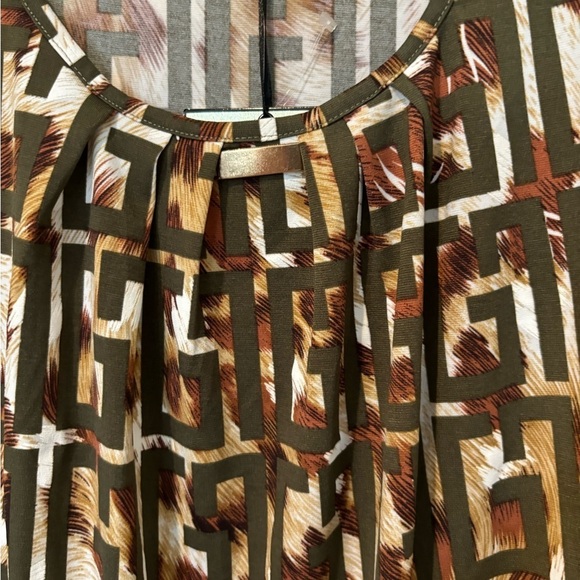 NWOT “80 Park” Short Sleeve Greek Design Moonglow Color With Bar Hardware - Picture 4 of 4